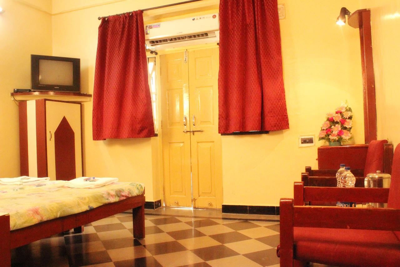 Hotel Homeland Pune Zewnętrze zdjęcie